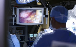 Phương pháp phẫu thuật sử dụng robot trong điều trị ung thư phổi. Đây là những gì bạn cần biết!?