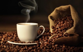 Giá cà phê hôm nay 2/11: Giá Robusta tăng mạnh, nhiều bất lợi do ảnh hưởng của mưa bão